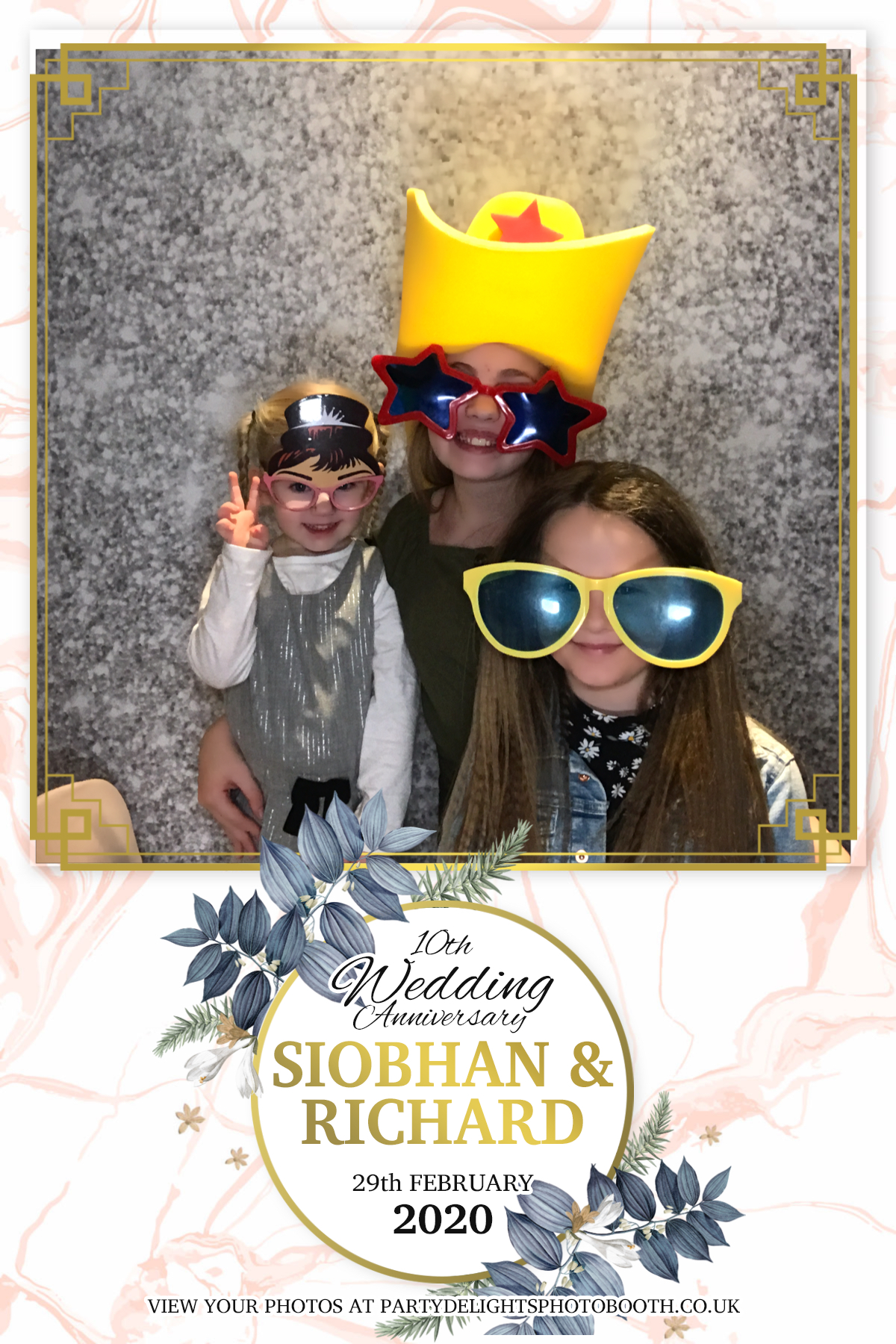 Siobhan and Richards Vow renewal  | View more photos from the event at gallery.partydelightsphotobooth.co.uk/u/PartyDelightsPhotoBooth/Siobhan-and-Richards-Vow-renewal